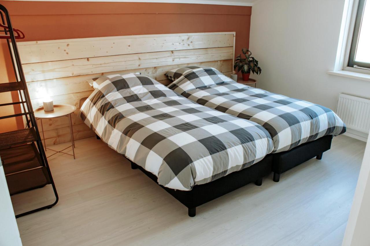 Luxus Familienvilla Mit Jacuzzi & Sauna 2 Tzummarum Exterior foto